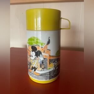 Rare 1961 Vintage Disney Mickey Mouse School Bus Thermos - Aladdin